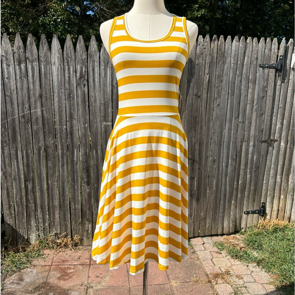 Lularoe fit and flare